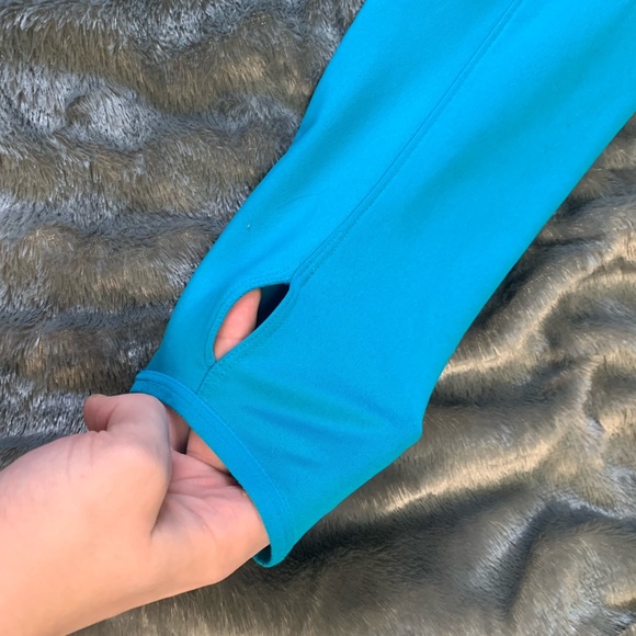 Nike Dri-fit Teal-Blue pull over with hood - Picture 2 of 4